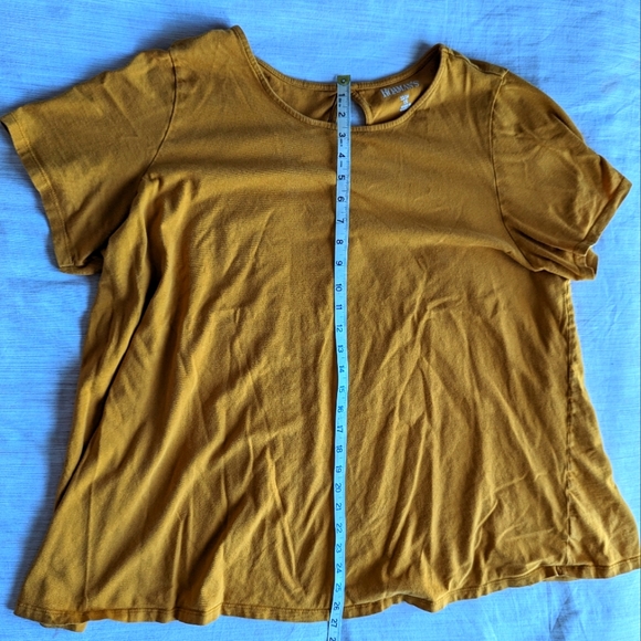 Plus size Roaman's flowy mustard yellow blouse, keyhole neck, 100% soft cotton - Picture 6 of 9